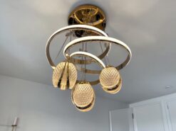 Alternative view of Elias taklampa