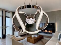 Alternative view of Livia taklampa