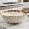 Lotus Serveringsskål – Vit / Guld (25 cm) - Image 2
