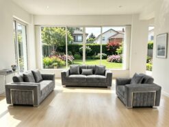 Portofino Soffgrupp 3+2+1 – Modern Elegans i Grått med Silverdetaljer