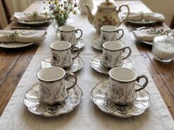 Al Sultan Kaffekoppar & Tefat Nr. 278A (12 Delar) – Lyxigt Porslinsset i Vitt & Silver