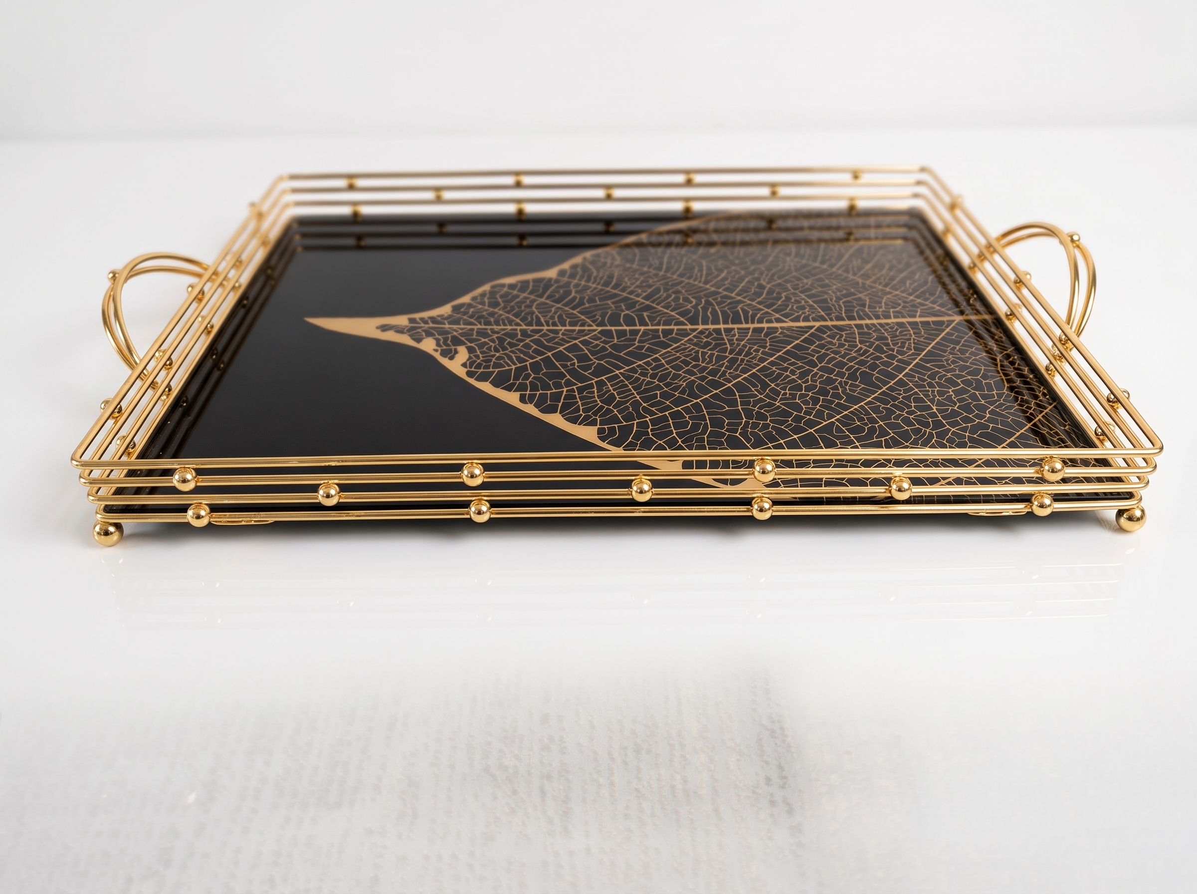 Exklusiv Serveringsbricka i Metall & Glas (42 x 31 cm) – Svart & Guld med Bladmönster - Bild 3