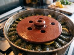 Traditionell Dolmapress i Lera (Ø 24 cm) – Keramisk Tyngd för Kåldolmar & Vinbladsdolmar