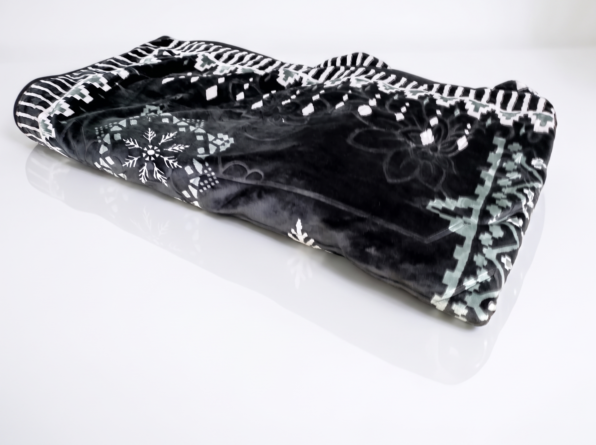 NaNa Secret Tjock Plyschfilt i Svart & Grå (220 x 240 cm, 5,5 kg) – Lyxigt Präglat Överkast & Mysfilt - Bild 3
