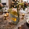 Luxe Ornament Svan-hållare med Dessertskedar (7 Delar) – Vit & Guld