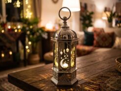 Exklusiv LED-Lykta för Ramadan i Silver med Musik & Gravyr (30 cm) – USB & Batteridriven Bordslykta